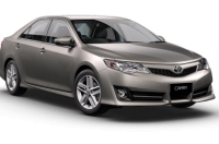 cho thue xe du lich Toyota Camry tai da nang