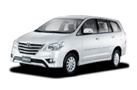 cho thue xe du lich Toyota Innova J tai da nang