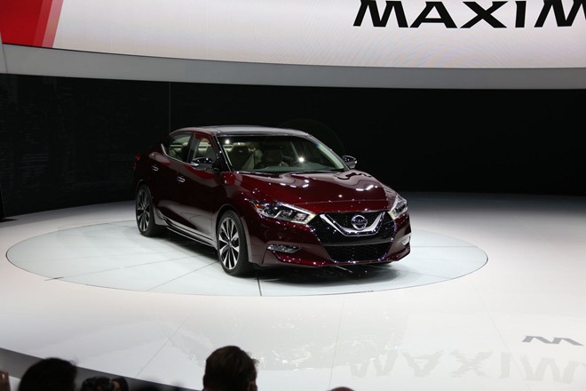 Nissan trình làng sedan thể thao Maxima 2016