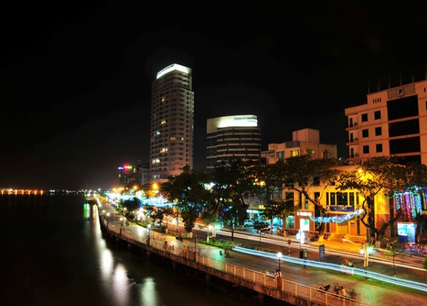 thuê xe tại đà nẵng